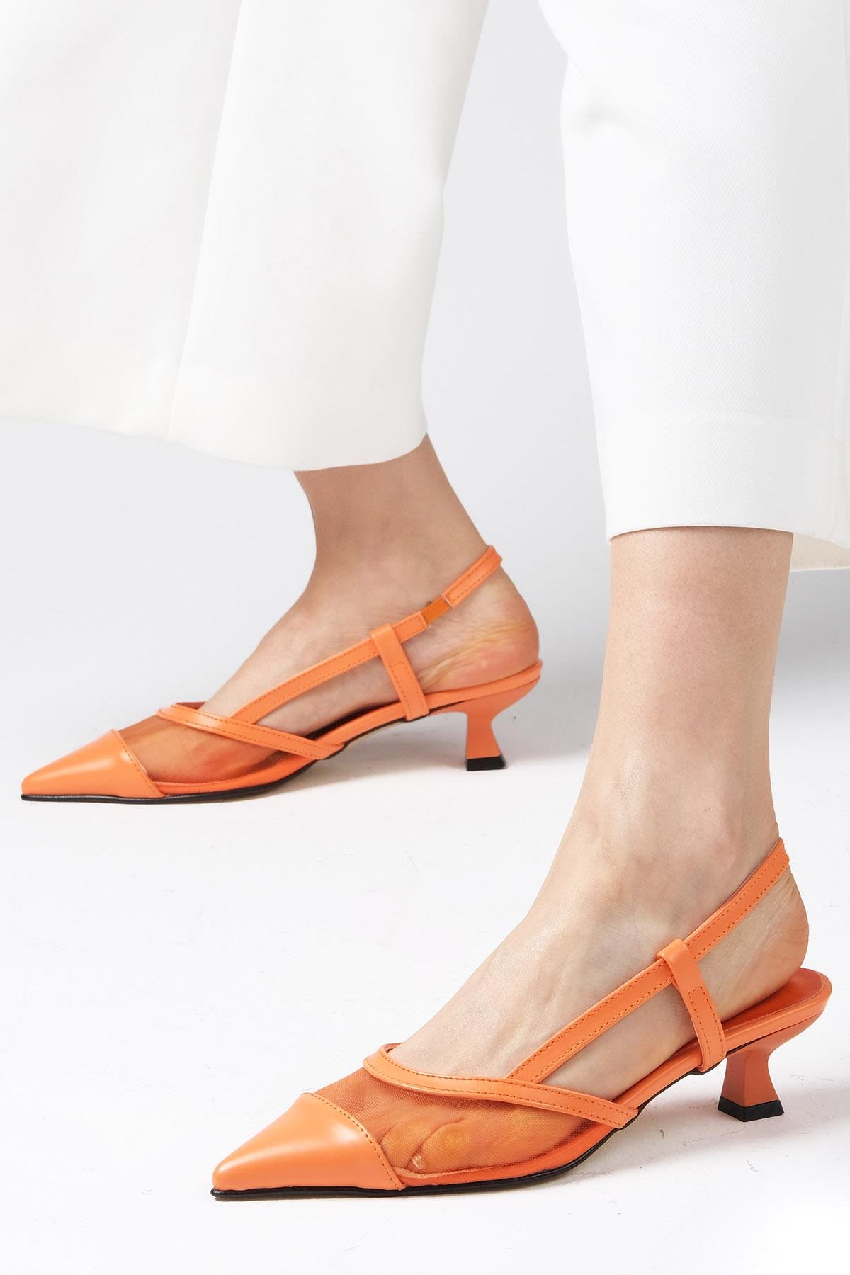 Diane Turuncu Renk Kısa Topuklu Ayakkabı-Kısa Topuklu-Mio Gusto-02234SORC
