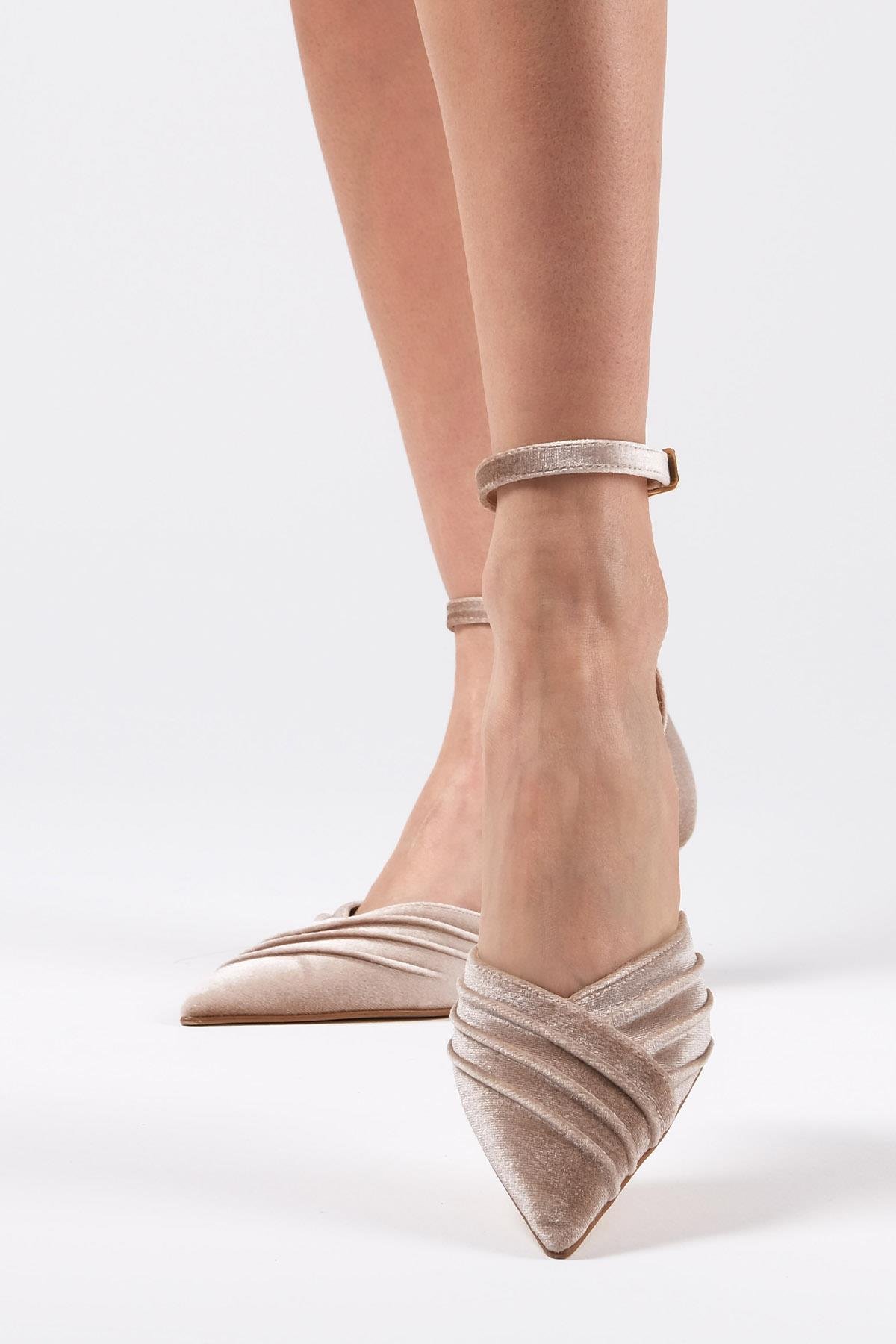 Dina Bej Renk Topuklu Ayakkabı-High Heels-Mio Gusto-01444BEK