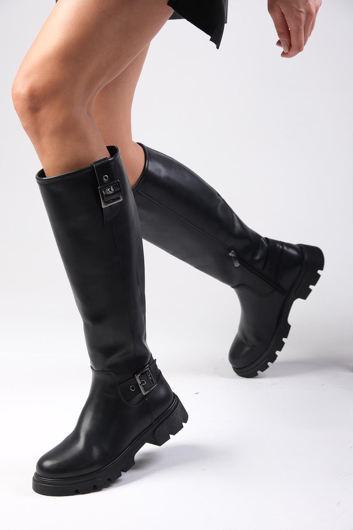 Edith Siyah Renk Kalın Tabanlı Çizme-ÇİZME-Mio Gusto-01580BLC