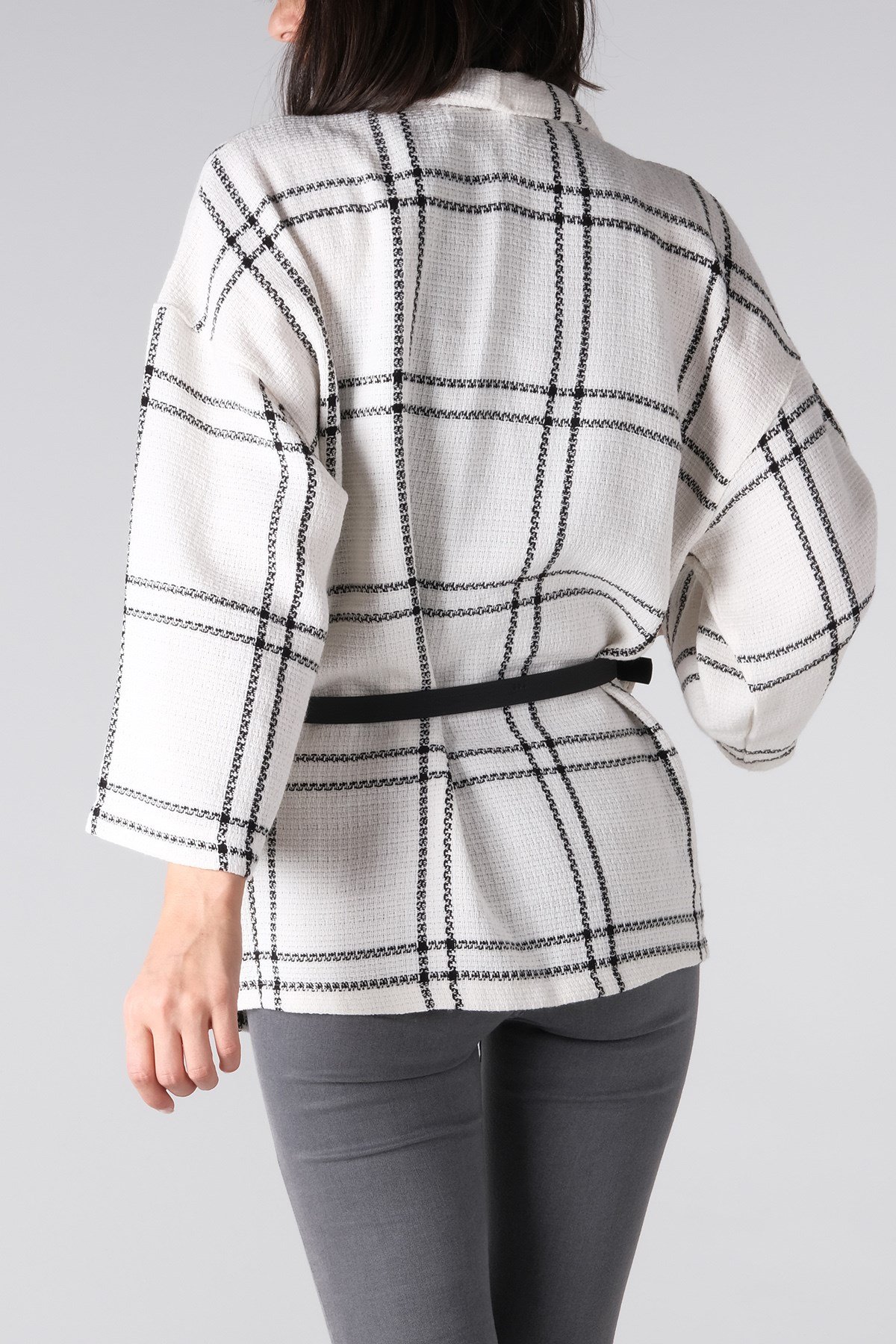 Ekru Renk Cepli Ceket-GİYİM-Mio Gusto-G0036BEK