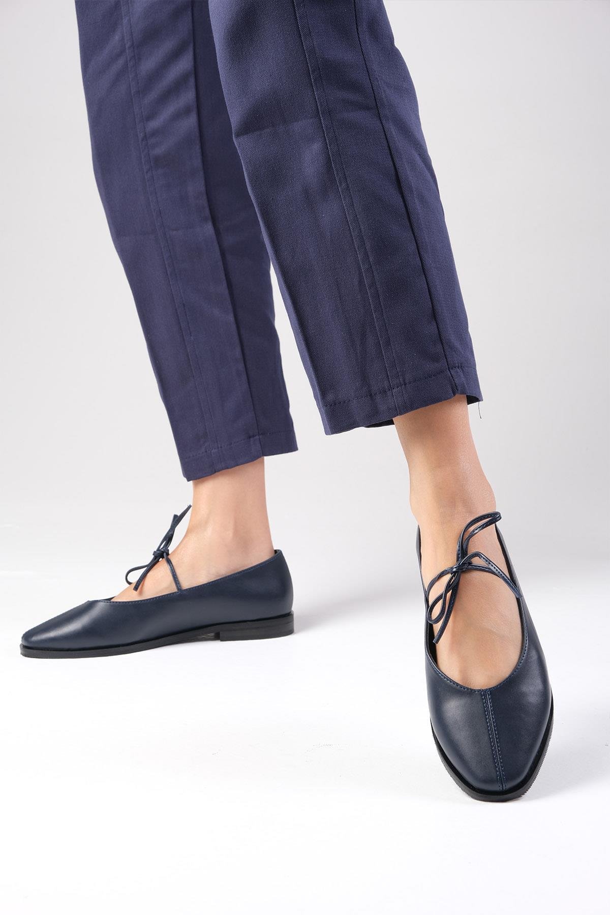 Elaine Lacivert Renk Babet Ayakkabı-BABET-Mio Gusto-02336DBC