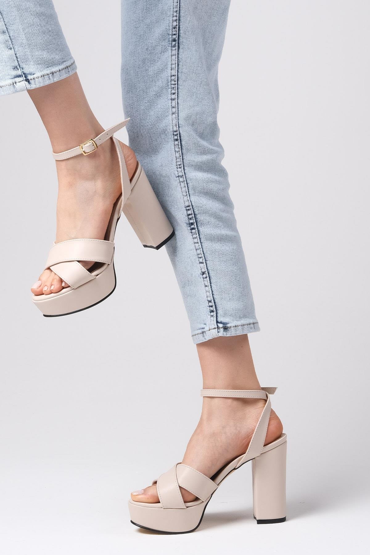 Ellis Bej Renk Platformlu Sandalet-Sandals-Mio Gusto-02237BEC
