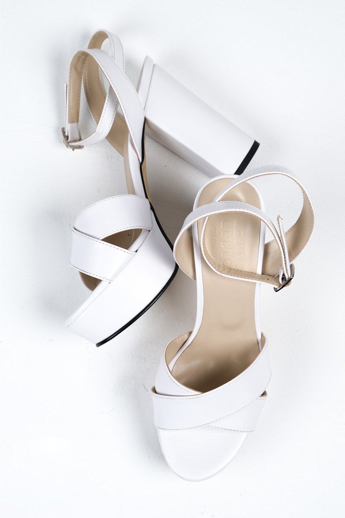 Ellis Beyaz Renk Platformlu Sandalet-Sandals-Mio Gusto-02237WHC