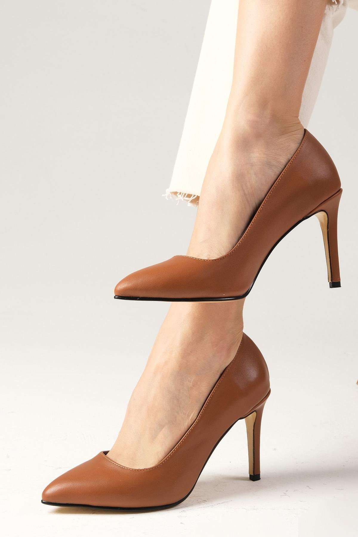 Elora Hakiki Deri Taba Renk Stiletto-Yüksek Topuklu-Mio Gusto-02157TAC