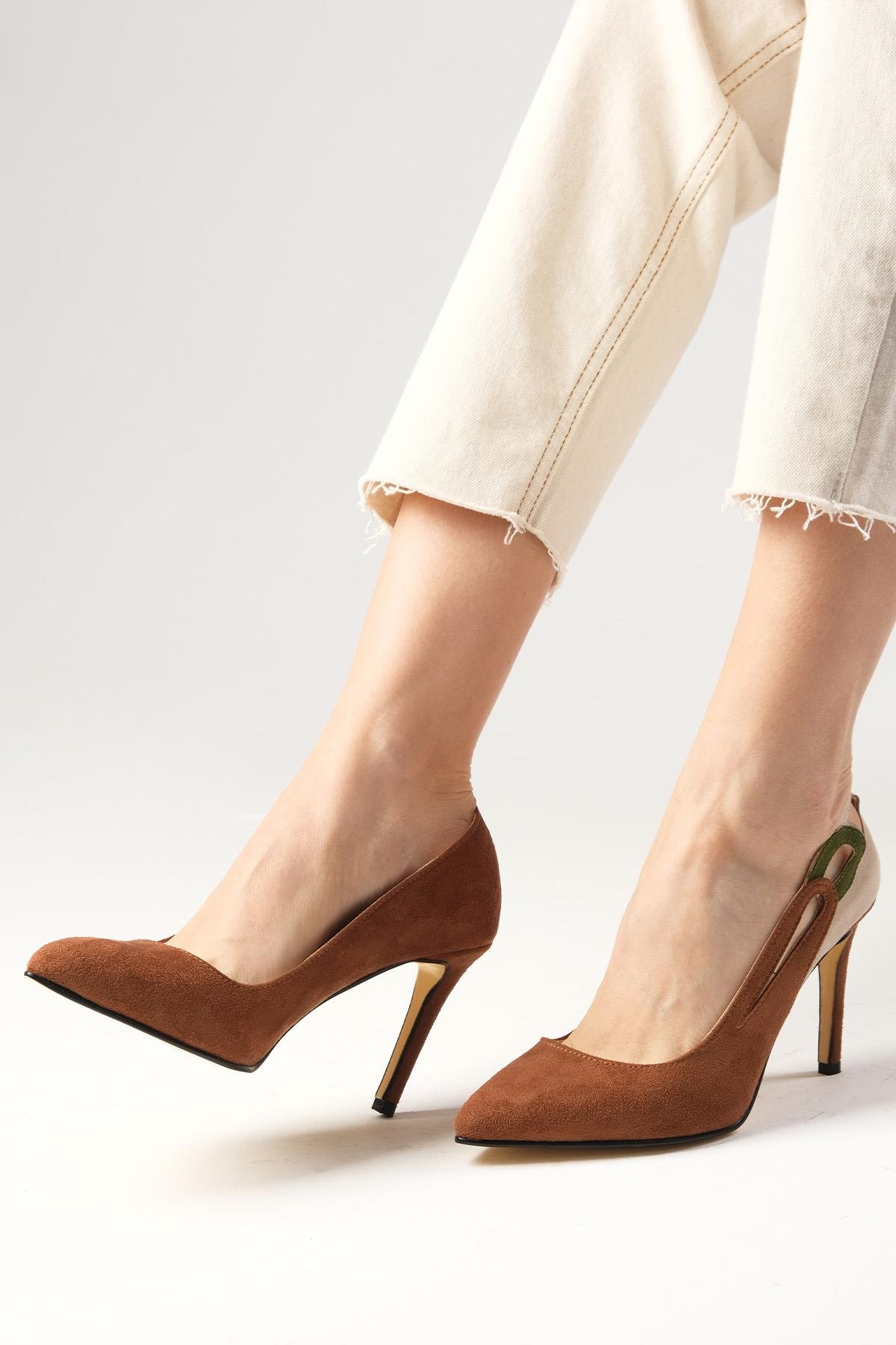 Elvira Taba Süet Renk Bloklu Stiletto-Yüksek Topuklu-Mio Gusto-02190TAS