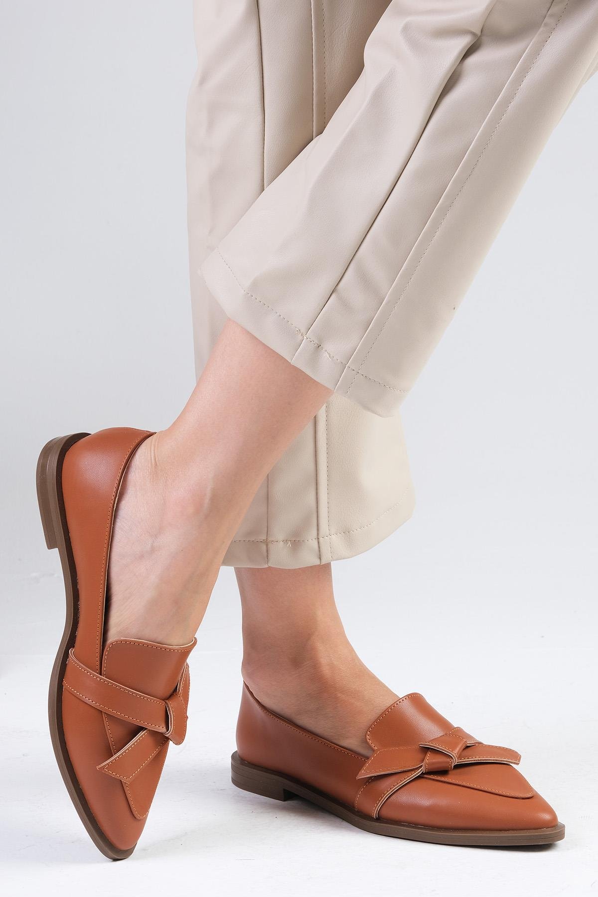 Ezra Taba Fiyonklu Loafer Ayakkabı-DÜZ AYAKKABI-Mio Gusto-01389TAC