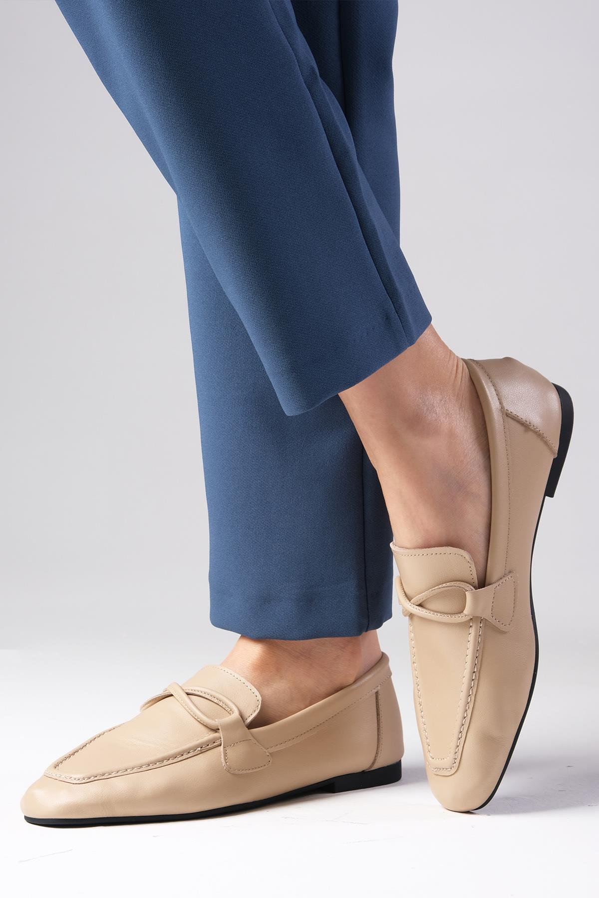Fiona Hakiki Deri Ten Rengi Loafer-Düz Ayakkabı-Mio Gusto-01531NUC