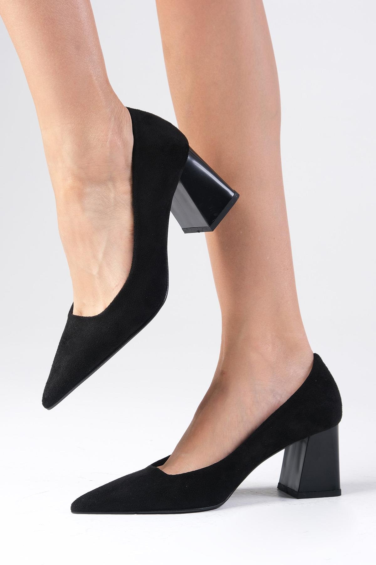 Fleur Siyah Renk Süet Topuklu Ayakkabı-Yüksek Topuklu-Mio Gusto-01553BLS