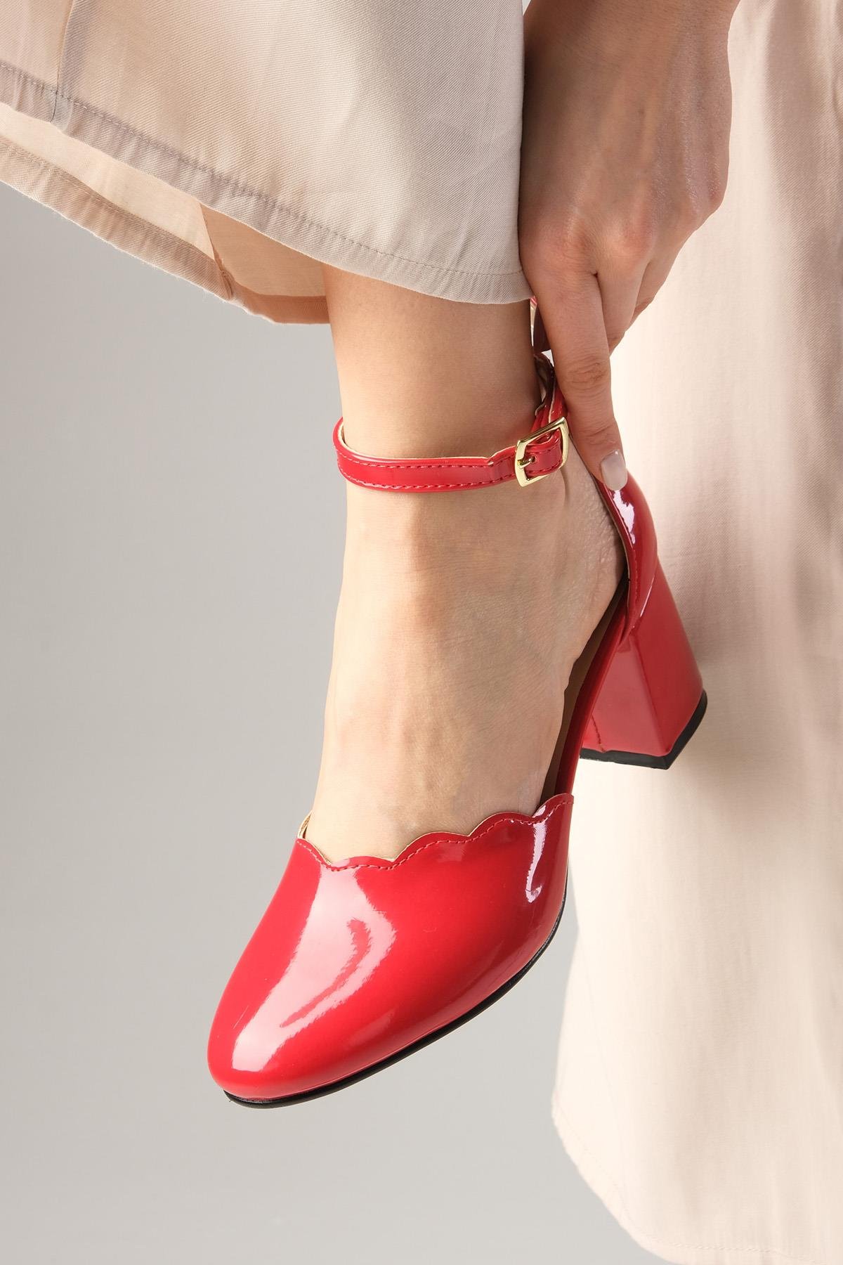 Francy Kırmızı Renk Rugan Topuklu Ayakkabı-Yüksek Topuklu-Mio Gusto-02274RER