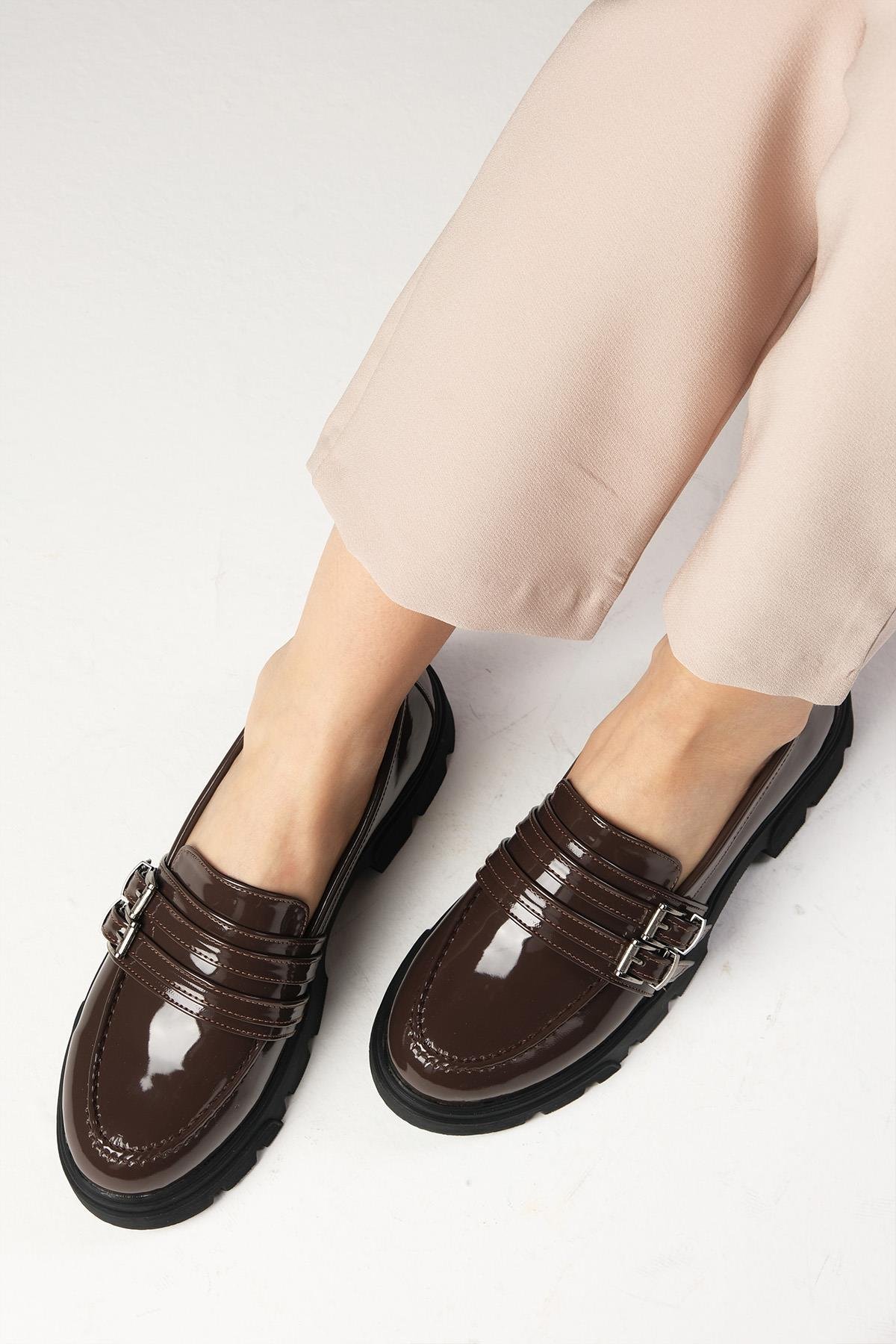 Gaby Kahverengi Kalın Tabanlı Oxford Ayakkabı-DÜZ AYAKKABI-Mio Gusto-01509BRR