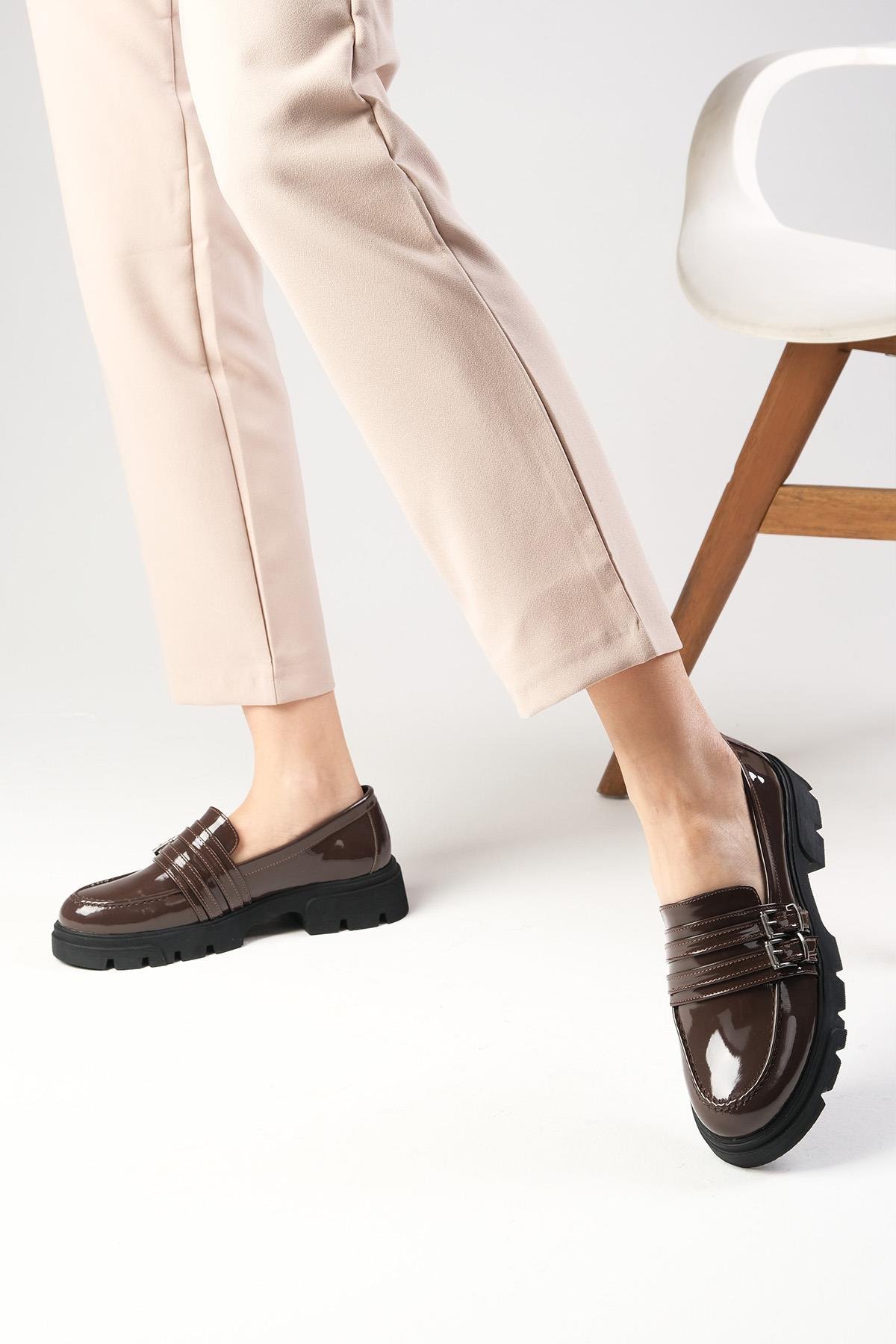 Gaby Kahverengi Kalın Tabanlı Oxford Ayakkabı-DÜZ AYAKKABI-Mio Gusto-01509BRR