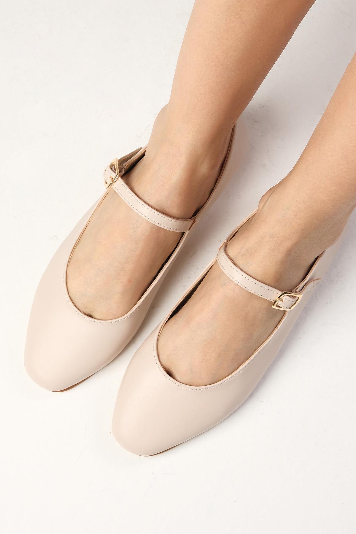 Gillian Bej Renk Küt Burunlu Babet-Flats-Mio Gusto-02279BEC
