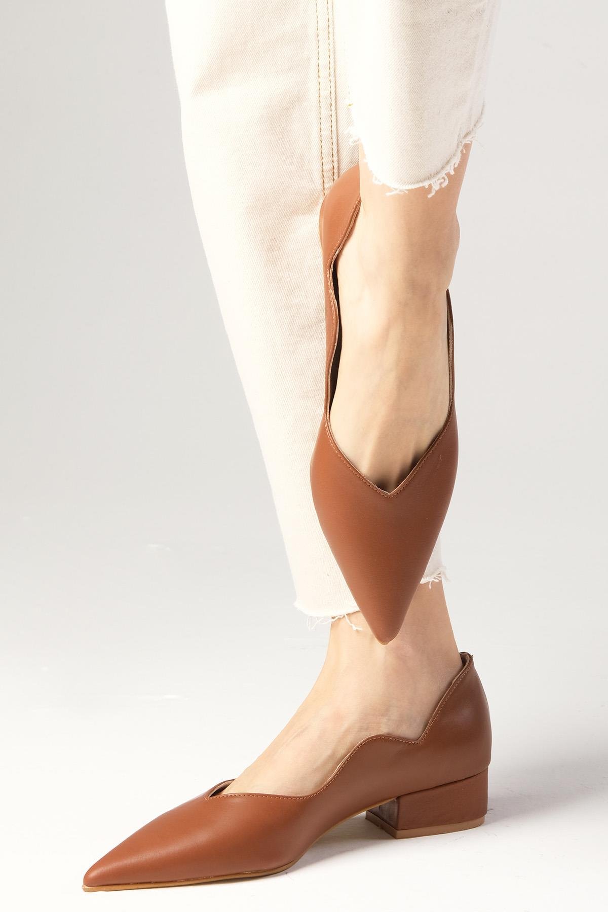 Gloria Hakiki Deri Taba Renk Topuklu Ayakkabı-Kısa Topuklu-Mio Gusto-08406TAC