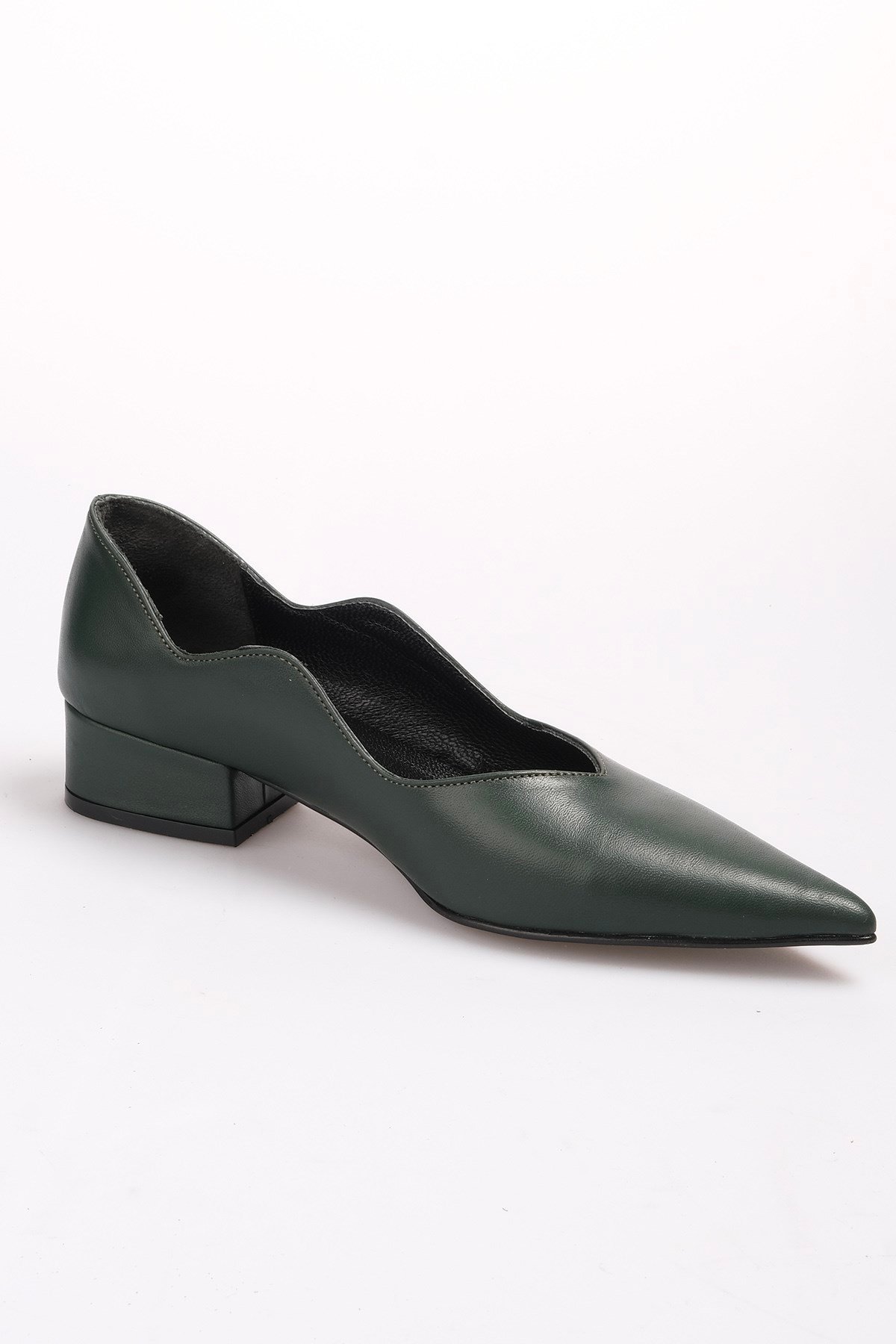 Gloria Hakiki Deri Yeşil Renk Topuklu Ayakkabı-Low Heels-Mio Gusto-08406GNC