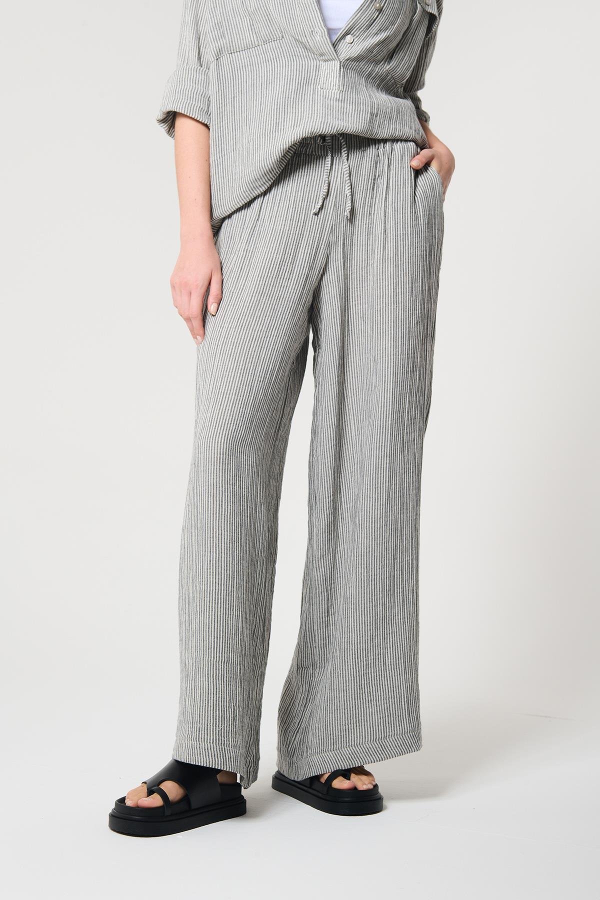 Siyah Renk Palazzo Formlu Bol Paça Pantolon