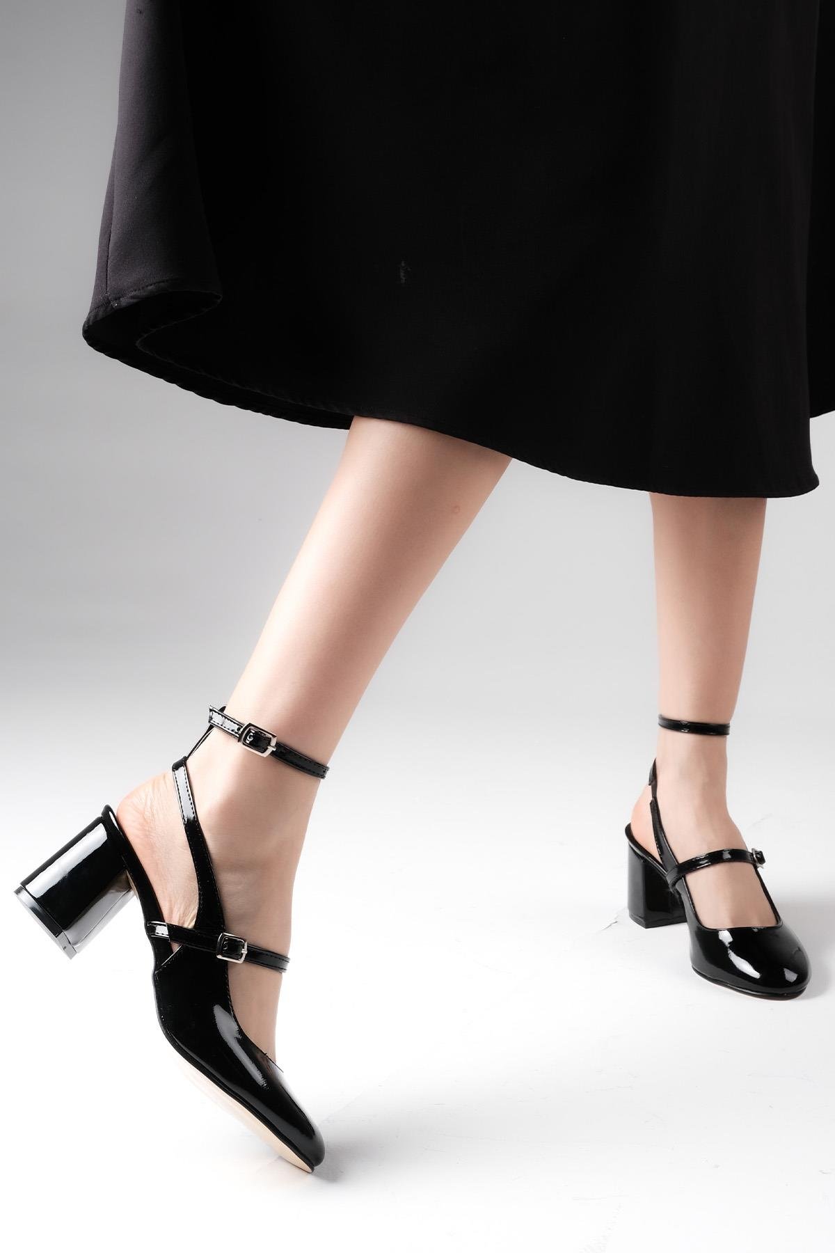 Inessa Siyah Renk Topuklu Ayakkabı-Yüksek Topuklu-Mio Gusto-02260BLR