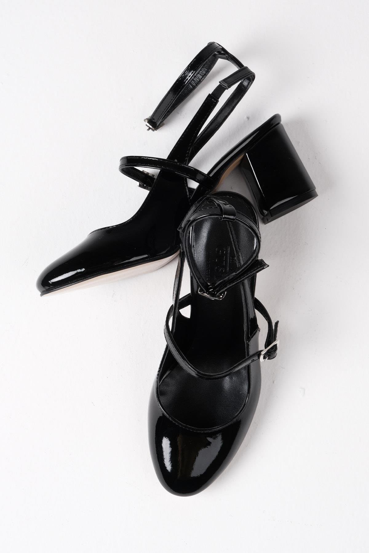 Inessa Siyah Renk Topuklu Ayakkabı-Yüksek Topuklu-Mio Gusto-02260BLR