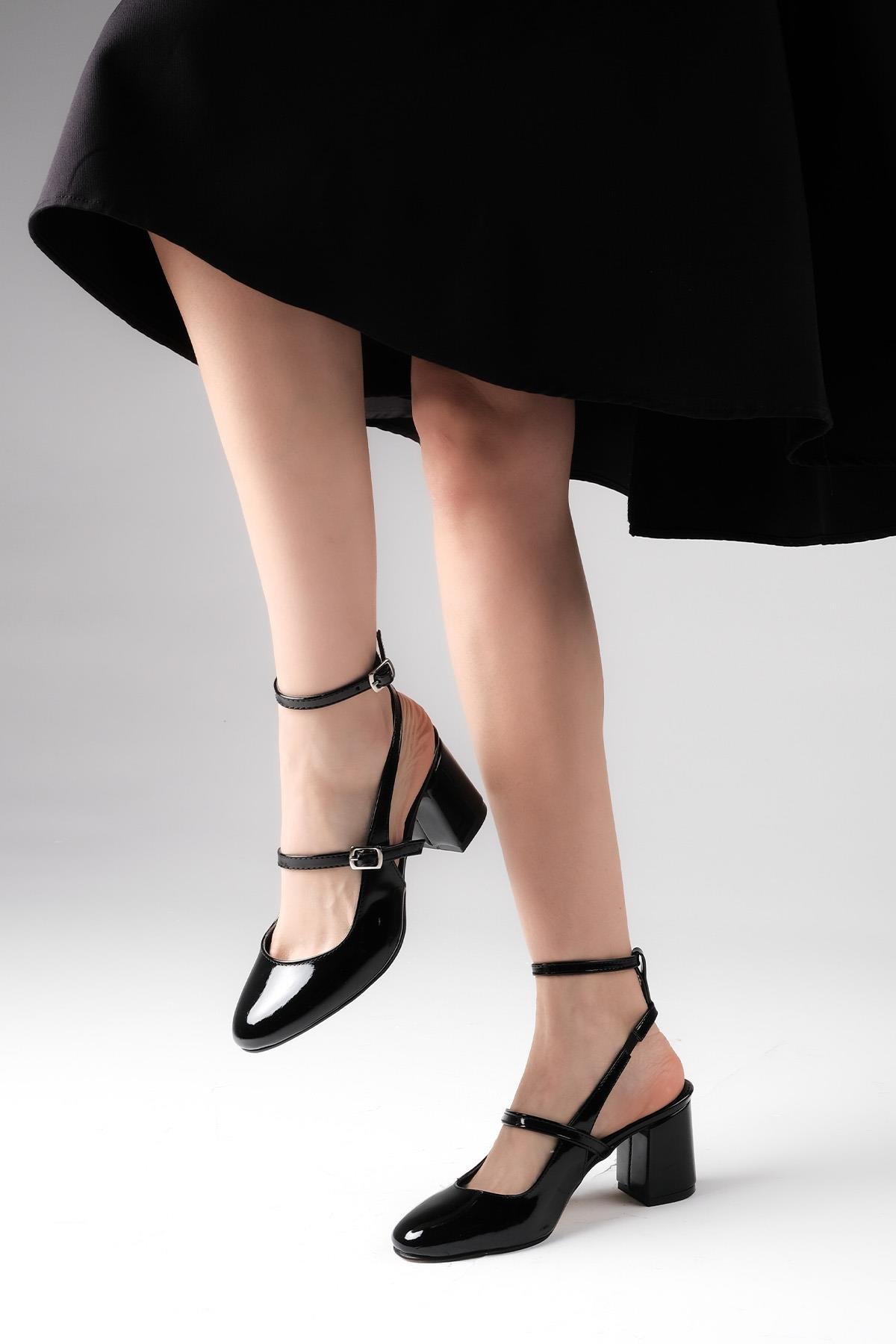 Inessa Siyah Renk Topuklu Ayakkabı-Yüksek Topuklu-Mio Gusto-02260BLR