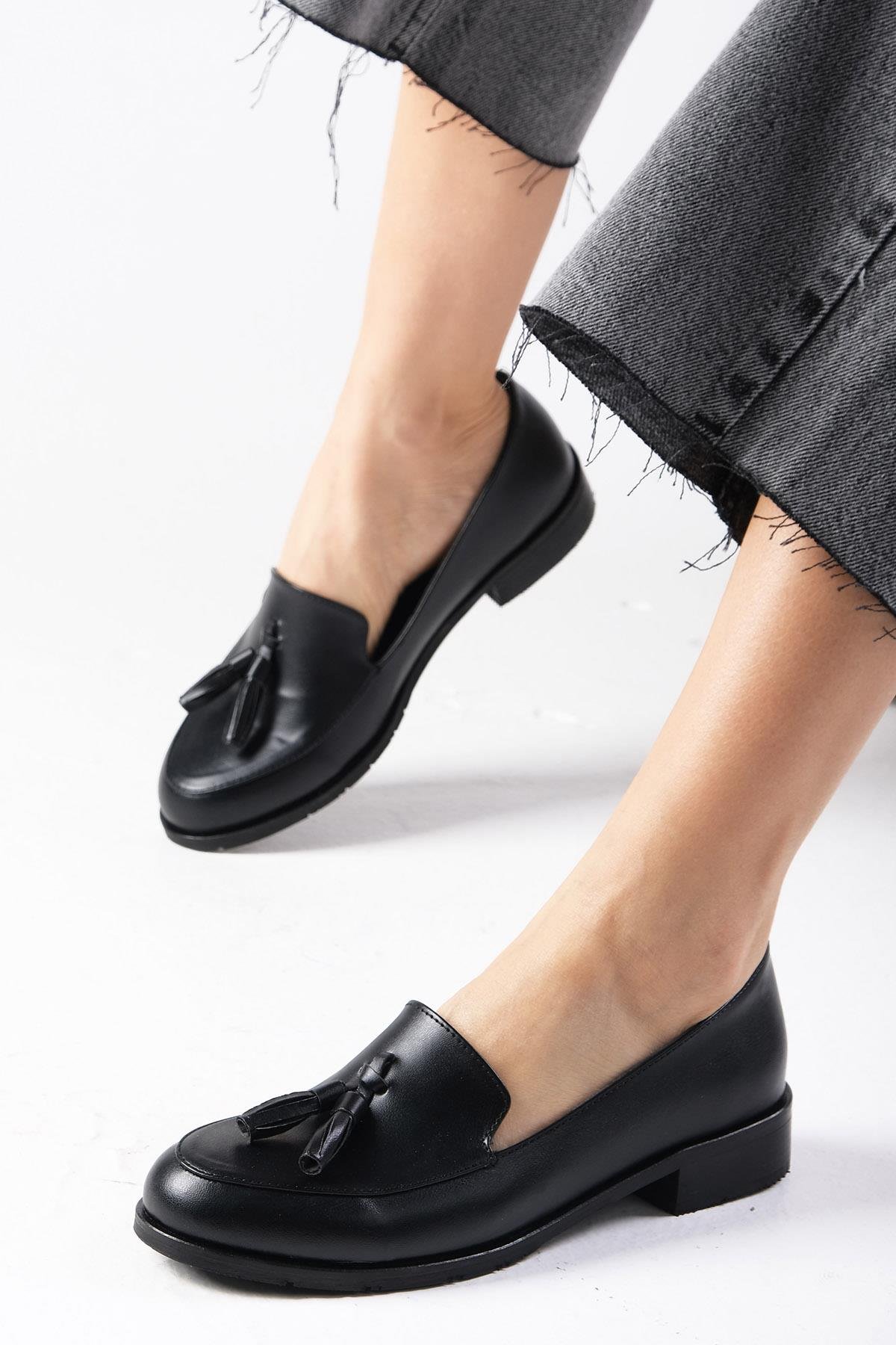 Iris Siyah Renk Oxford Ayakkabı-DÜZ AYAKKABI-Mio Gusto-02127BLC