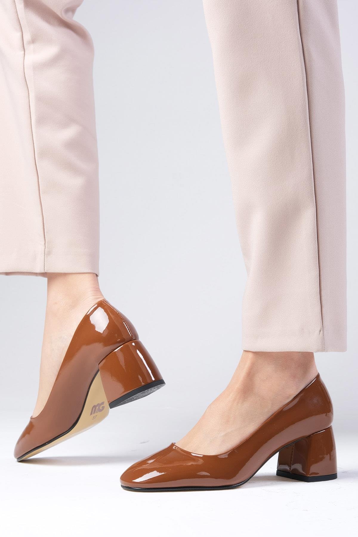 Jade Taba Renk Rugan Topuklu Ayakkabı-Yüksek Topuklu-Mio Gusto-01579TAR