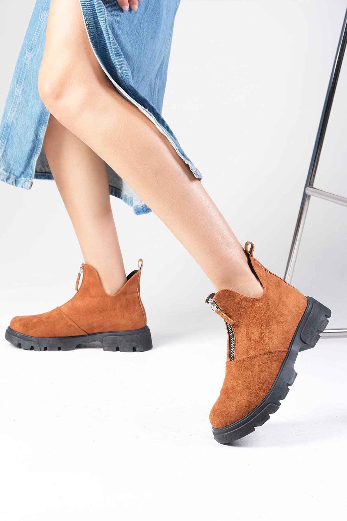 Jill Taba Renk Süet Kalın Tabanlı Bot-Kalın Topuk-Mio Gusto-01499TAS