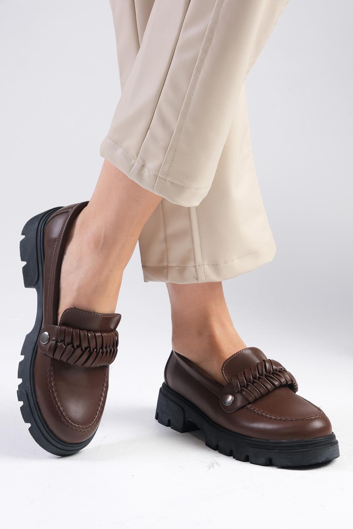 Judi Kahverengi Kalın Tabanlı Oxford Ayakkabı-DÜZ AYAKKABI-Mio Gusto-01507BRC