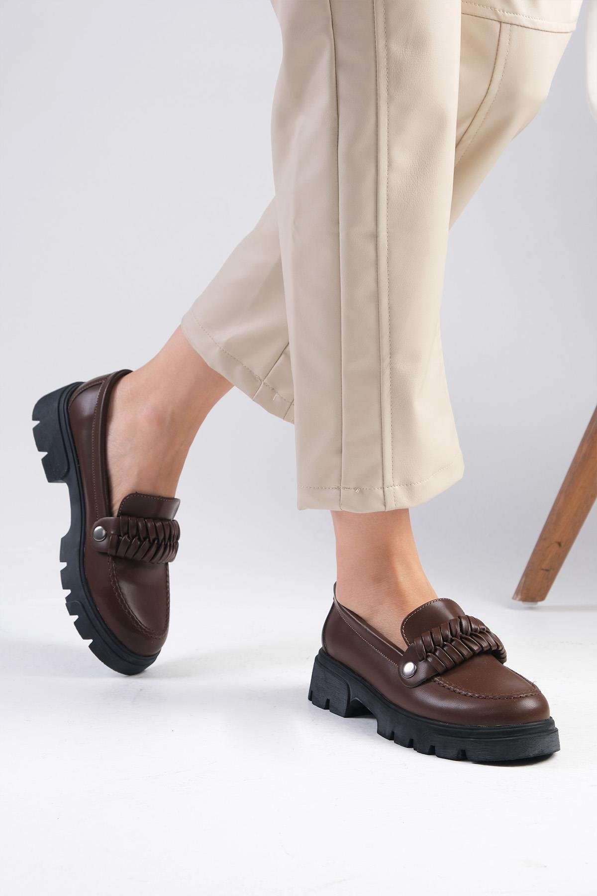 Judi Kahverengi Kalın Tabanlı Oxford Ayakkabı-DÜZ AYAKKABI-Mio Gusto-01507BRC