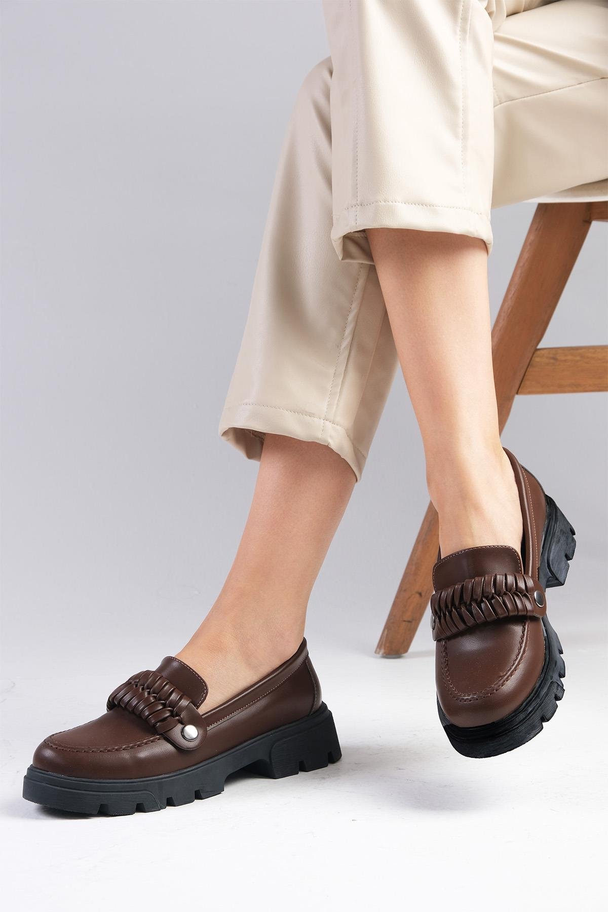 Judi Kahverengi Kalın Tabanlı Oxford Ayakkabı-DÜZ AYAKKABI-Mio Gusto-01507BRC