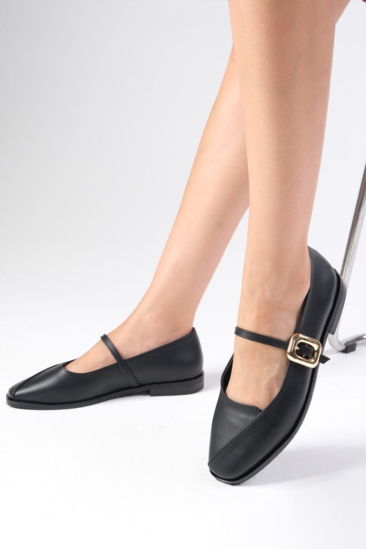 Juliet Siyah Renk Babet Ayakkabı-BABET-Mio Gusto-02335BLC