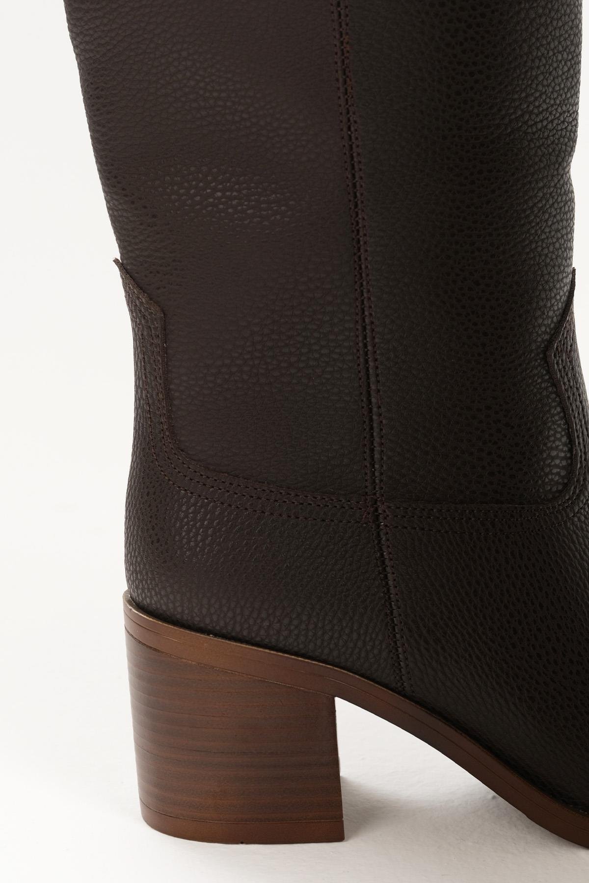 Kadın Siyah Çizme & Bot – 2’si 1 Arada Dönüşebilir Tasarım