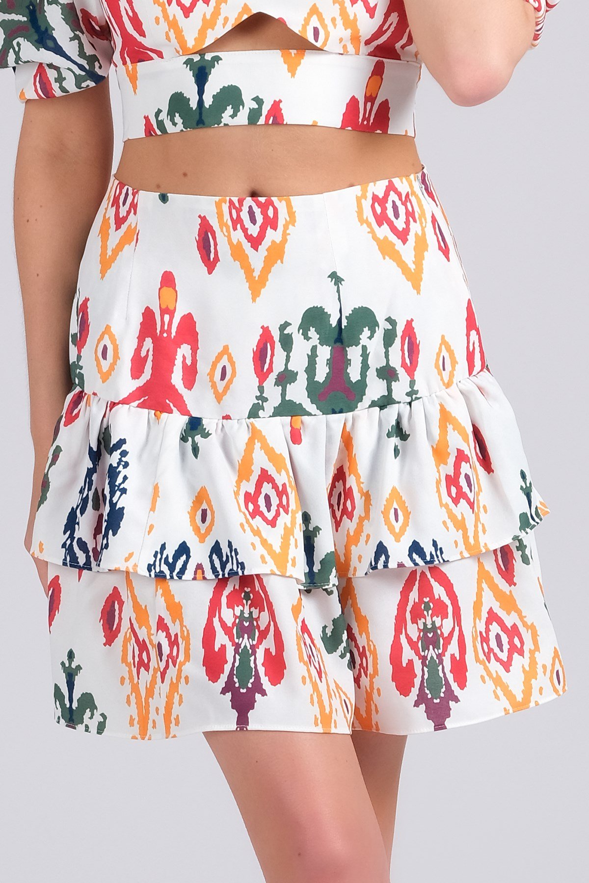 Kırmızı Renk Desenli Fırfırlı Kadın Etek-Etek-Mio Gusto-G0017REK