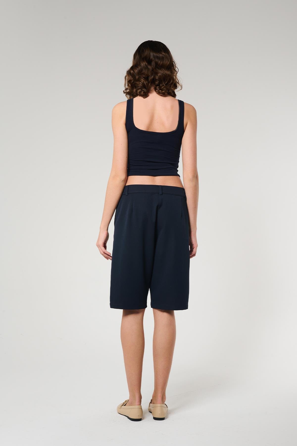 Lacivert Renk Kadın Bermuda Şort