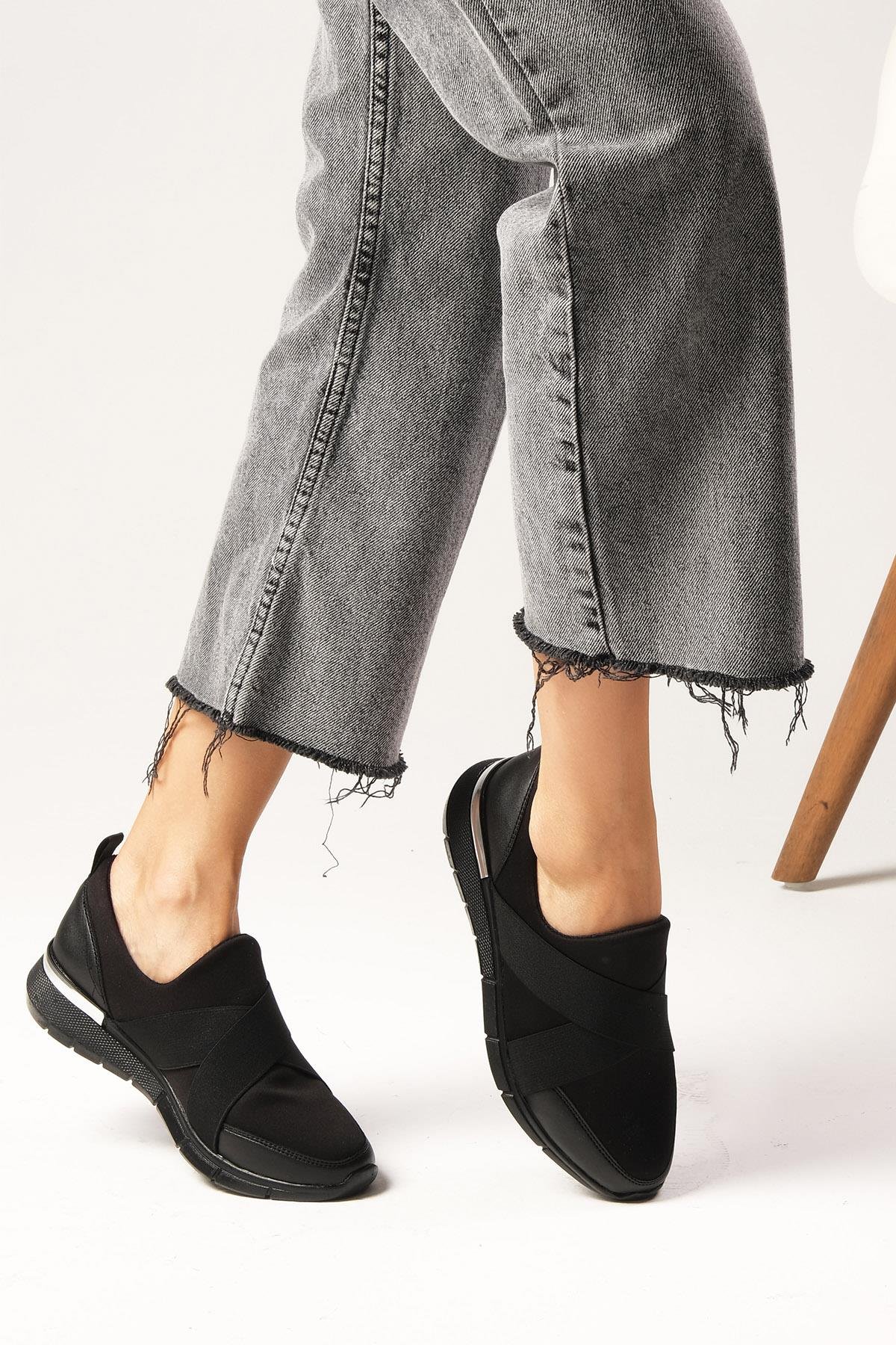 Leni Siyah Renk Likra Sneaker-SPOR-Mio Gusto-05802BLK