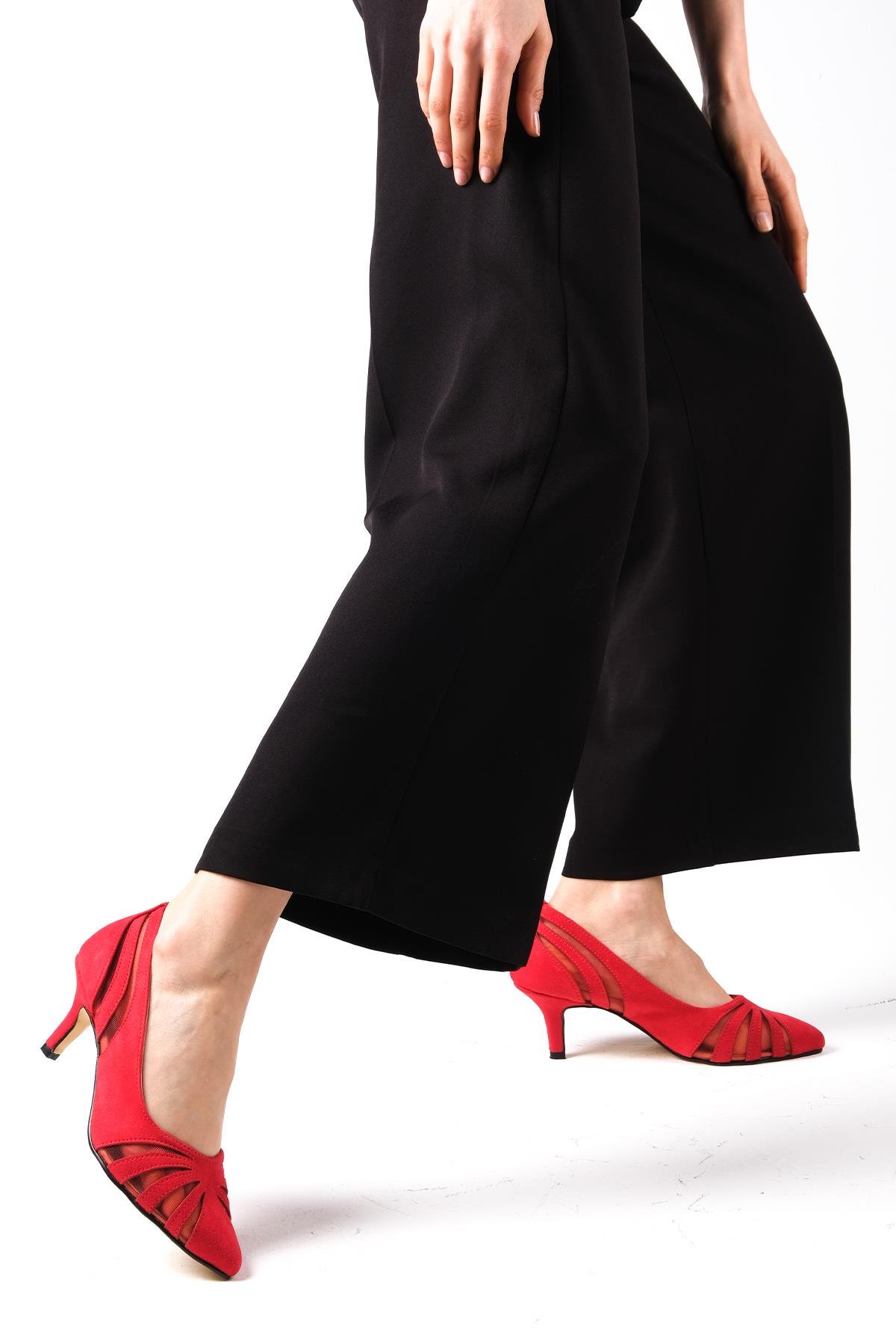 Liana Kırmızı Renk Kısa Topuklu Ayakkabı-Kısa Topuklu-Mio Gusto-02249RES