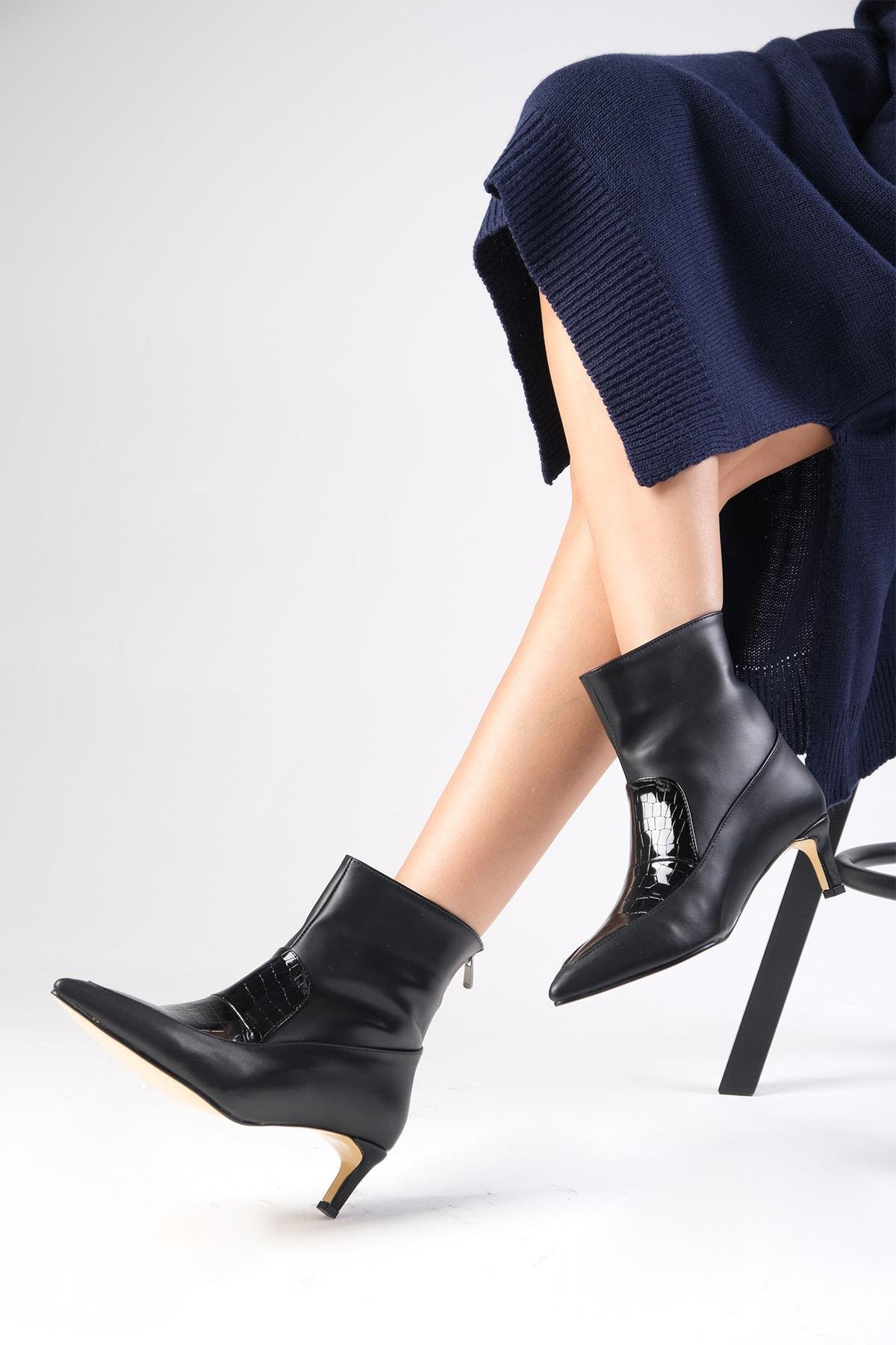 Lisette Siyah Renk Kısa Topuklu Bot-İnce Topuk-Mio Gusto-02330BLC