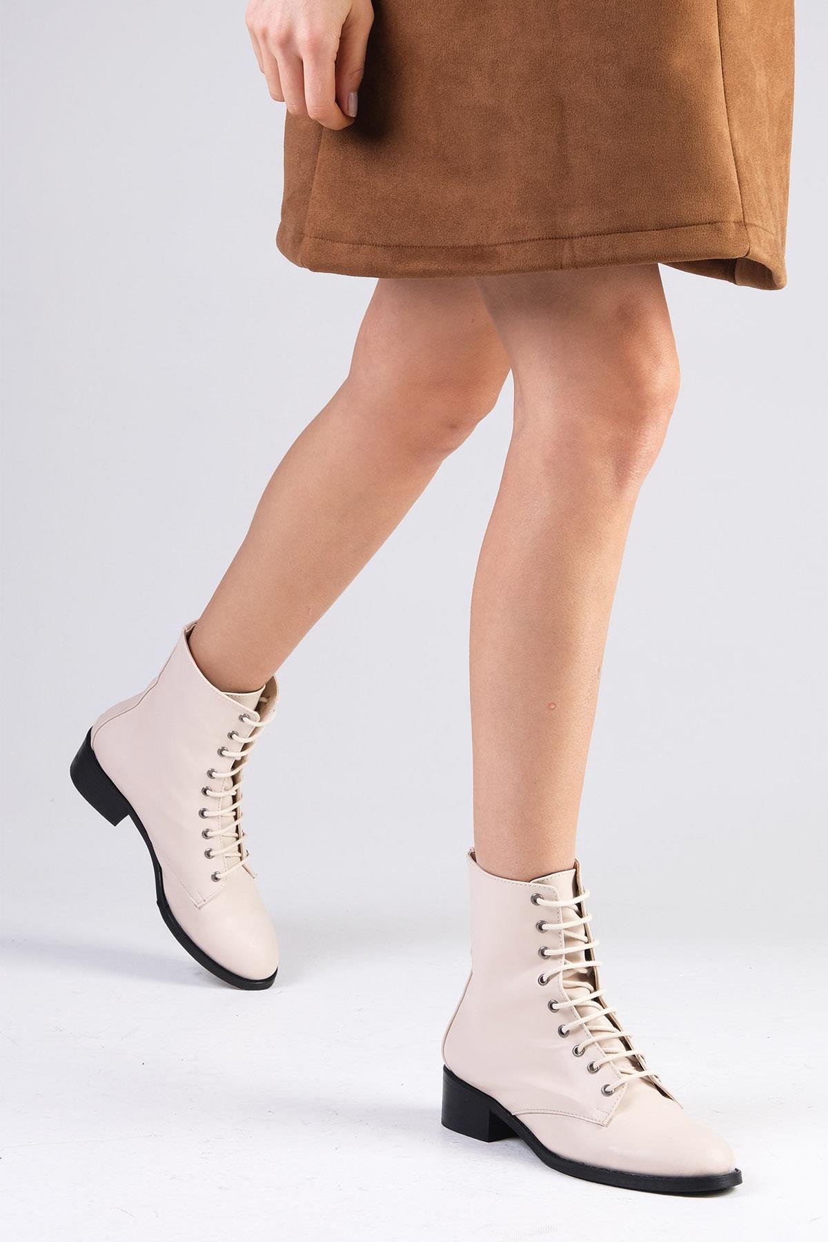 Lori Bej Renk Bağcıklı Bot-Kalın Topuk-Mio Gusto-02196BEC