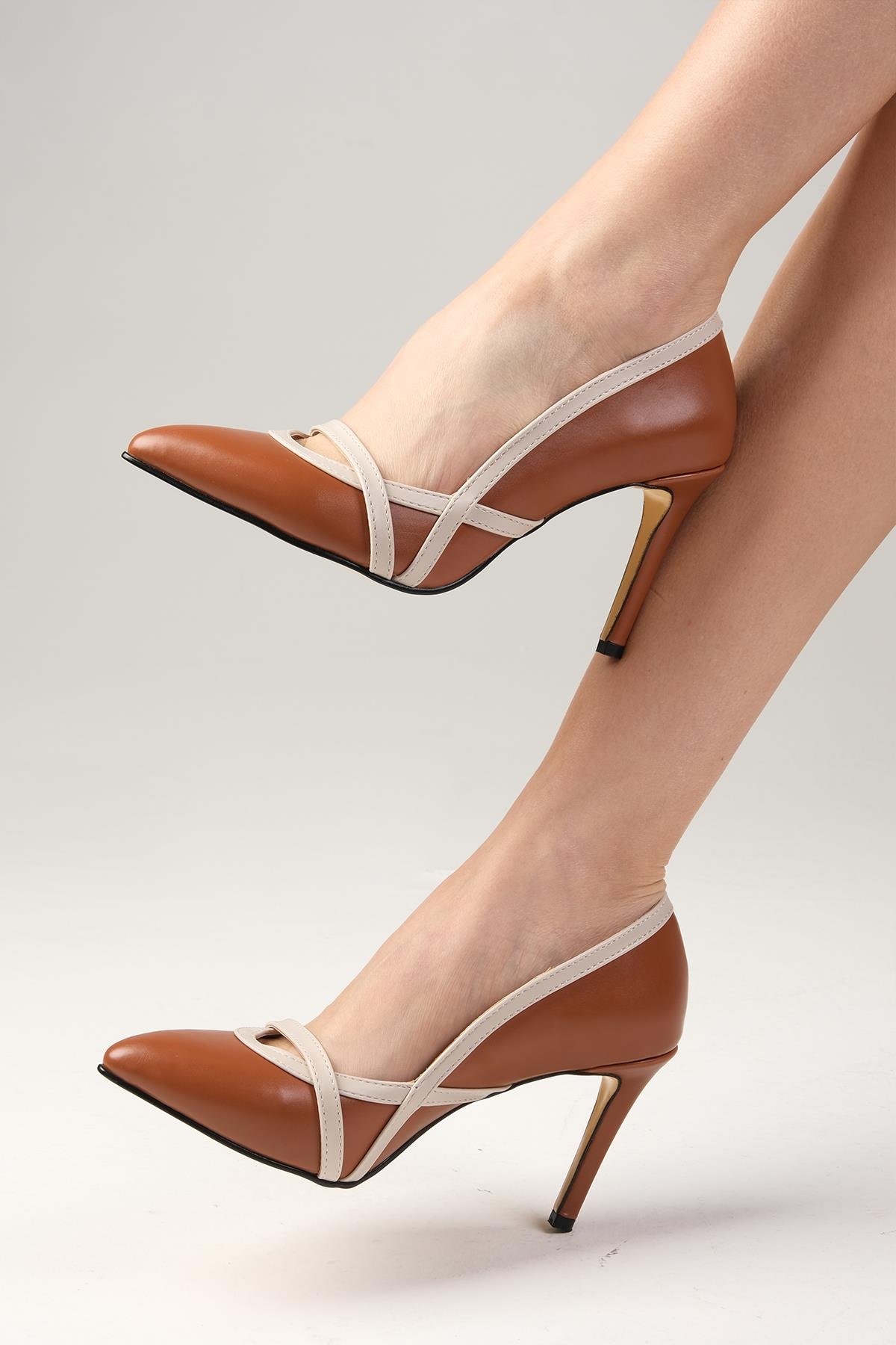 Lucy Taba Renk Topuklu Ayakkabı-Yüksek Topuklu-Mio Gusto-02153TAC