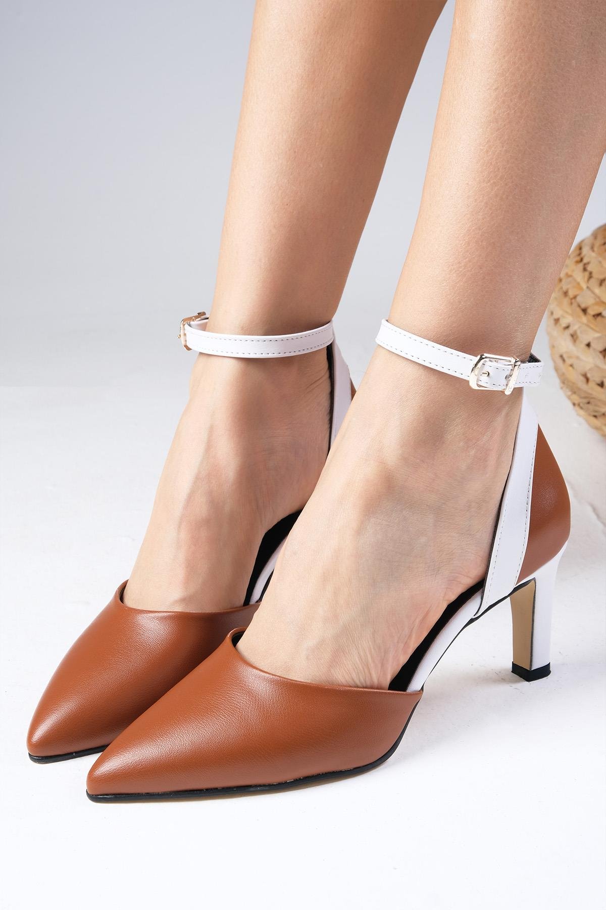 Luna Taba Renk Topuklu Ayakkabı-Kısa Topuklu-Mio Gusto-01276TAC