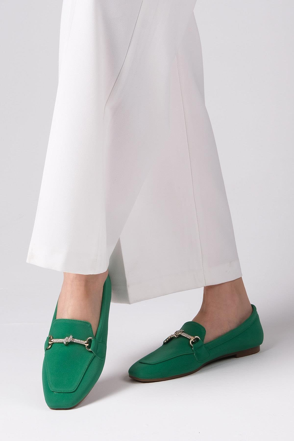 Marisol Yeşil Renk Loafer-DÜZ AYAKKABI-Mio Gusto-05614GNC