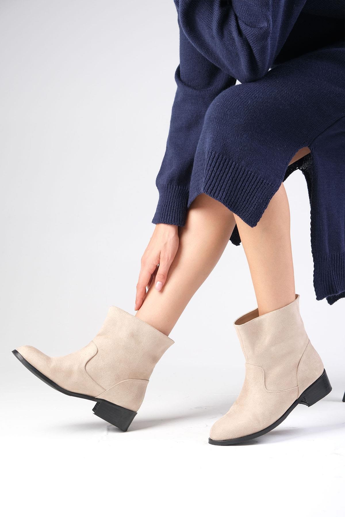 Marnie Bej Renk Süet Fermuarsız Bot-Topuksuz-Mio Gusto-02322BES