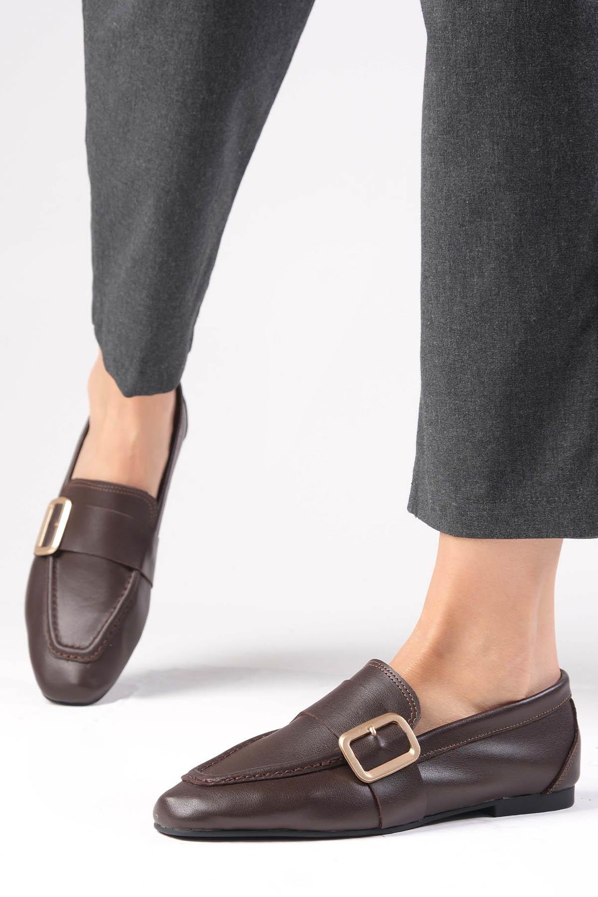 Martina Hakiki Deri Kahverengi Loafer-DÜZ AYAKKABI-Mio Gusto-01560BRC