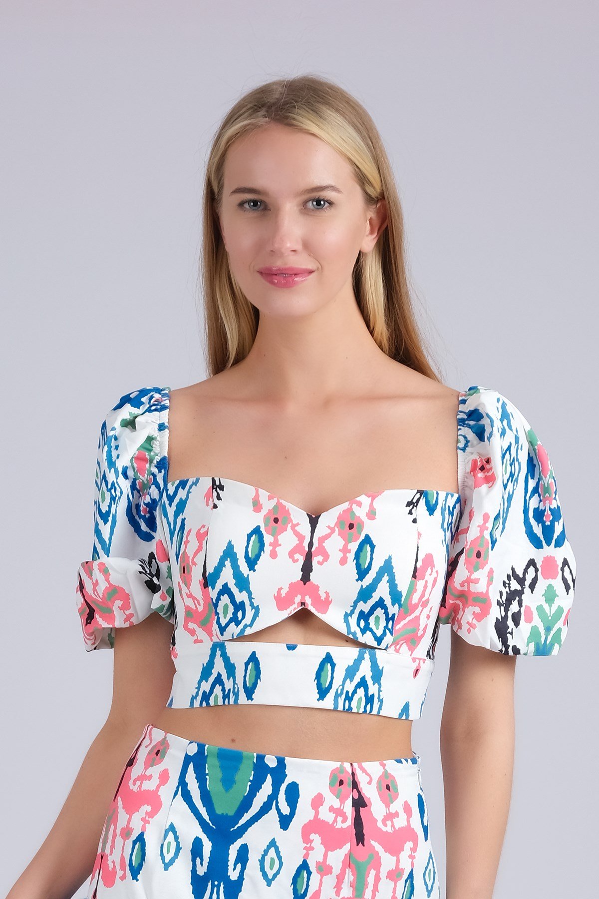 Mavi Renk Desenli Balon Kol Kadın Bluz-Atlet-Bluz-Mio Gusto-G0018BUK