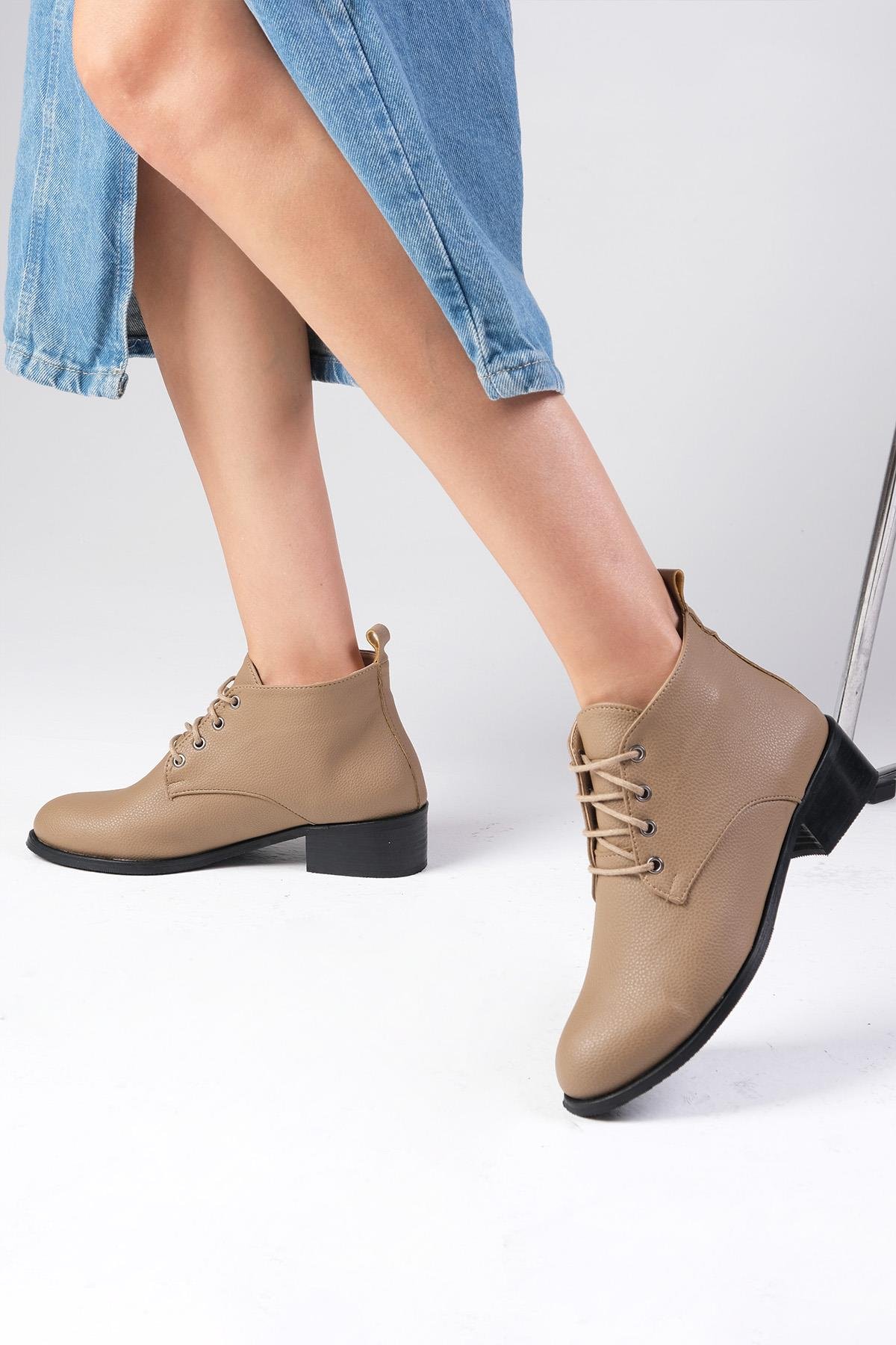 Meera Vizon Renk Bağcıklı Düz Bot-Topuksuz-Mio Gusto-02317MIC