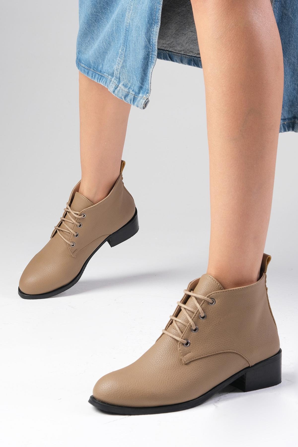 Meera Vizon Renk Bağcıklı Düz Bot-Topuksuz-Mio Gusto-02317MIC