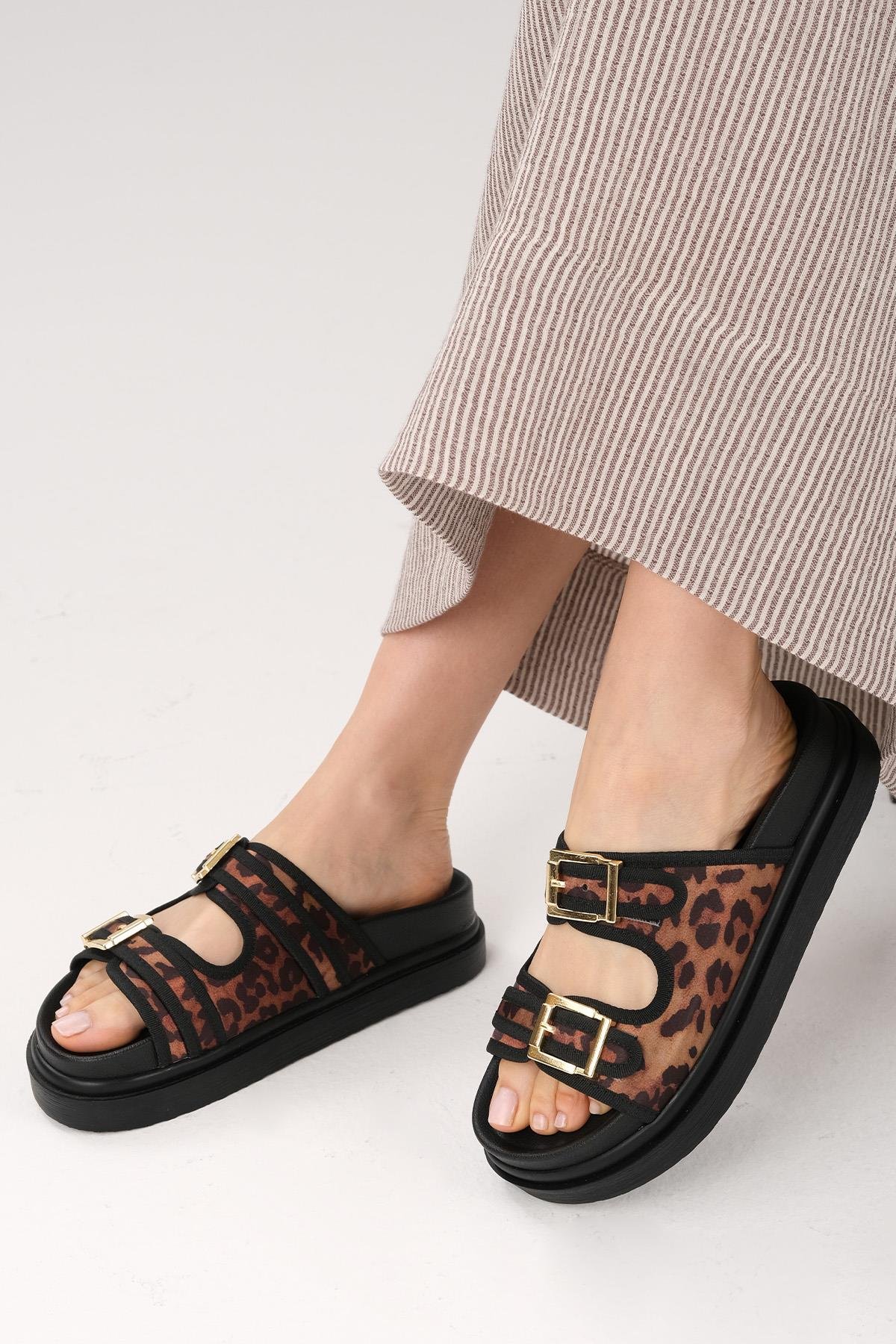 Mio Gusto Adara Leopar Desenli Çift Tokalı Kadın Terlik Modelleri