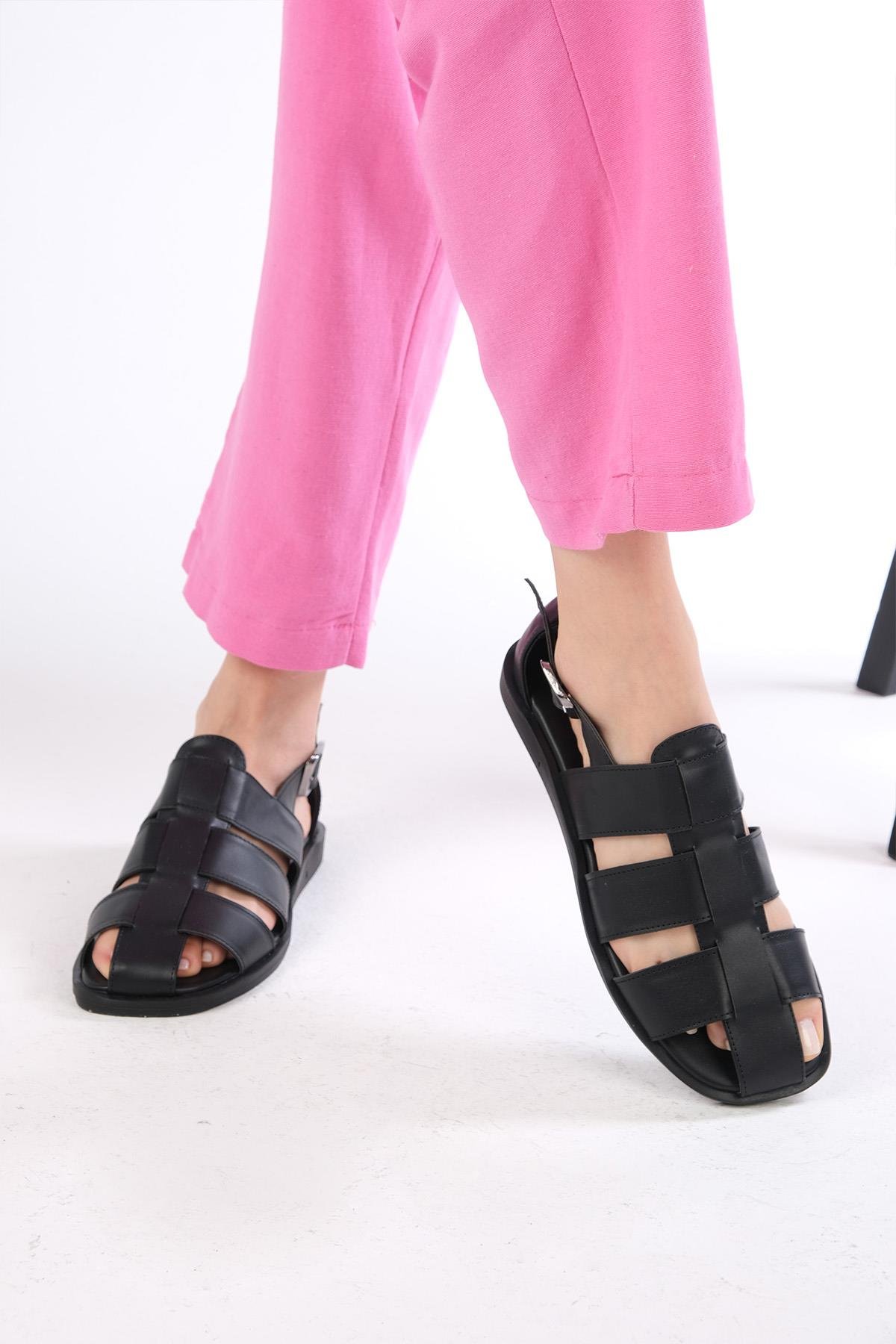Mio Gusto Allison Siyah Renk Düz Kadın Sandalet Modelleri