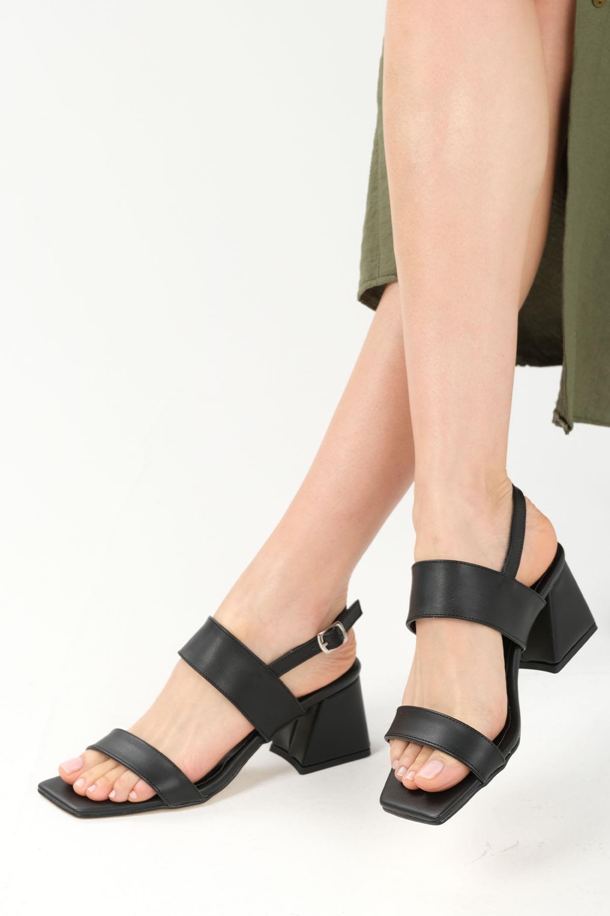 Mio Gusto Astrid Siyah Renk Çift Bantlı Topuklu Kadın Sandalet Modelleri