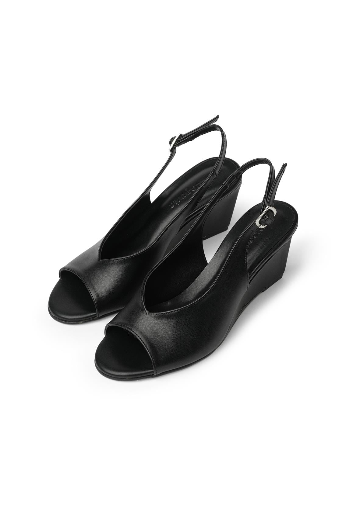 Mio Gusto Lotus Siyah Renk Lazer Kesimli KaDIN Sandalet