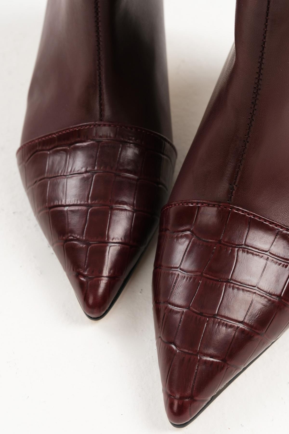 Mio Gusto Bordo Renk Fermuarlı Topuklu Bot