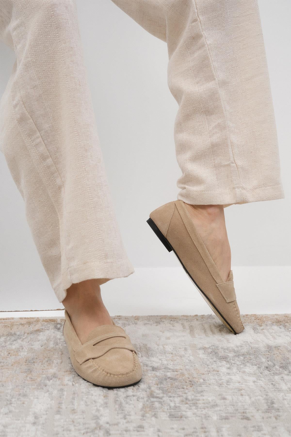 Mio Gusto Capri Hakiki Süet Bej Renk Kadın Loafer